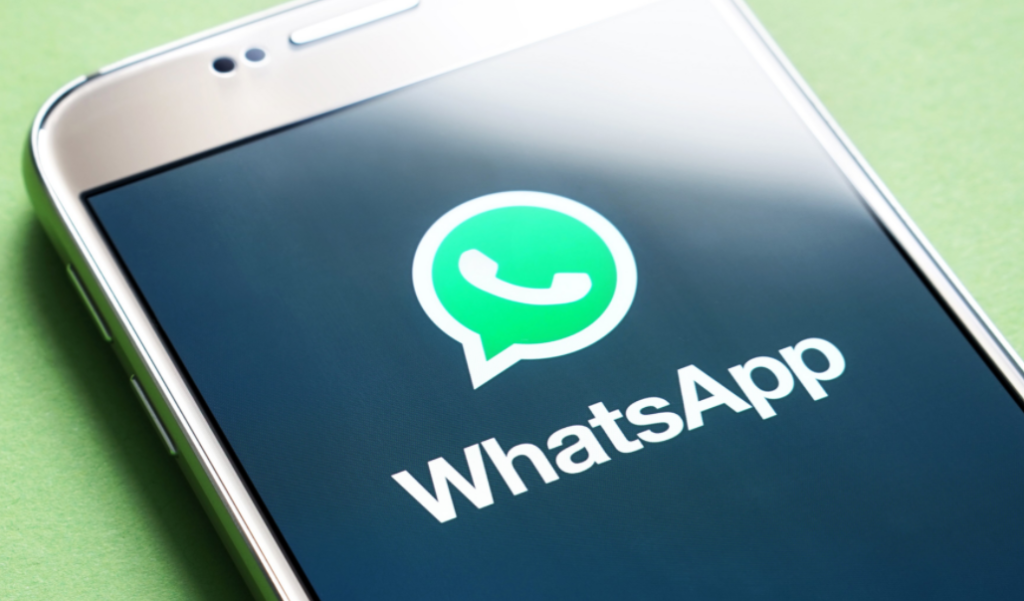 how to delete archived chats on whatsapp
